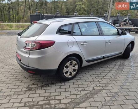 Серый Рено Меган, объемом двигателя 1.5 л и пробегом 228 тыс. км за 6650 $, фото 7 на Automoto.ua