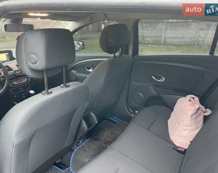 Серый Рено Меган, объемом двигателя 1.46 л и пробегом 241 тыс. км за 7500 $, фото 13 на Automoto.ua