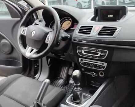 Сірий Рено Меган, об'ємом двигуна 1.46 л та пробігом 221 тис. км за 7300 $, фото 6 на Automoto.ua