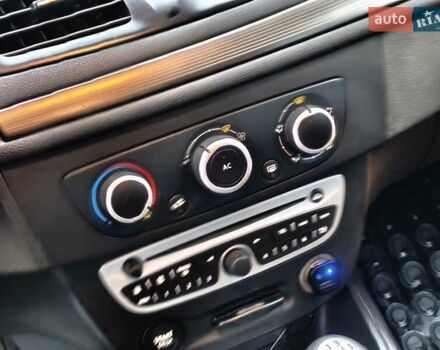 Серый Рено Меган, объемом двигателя 1.5 л и пробегом 249 тыс. км за 6750 $, фото 15 на Automoto.ua