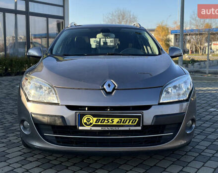 Сірий Рено Меган, об'ємом двигуна 1.46 л та пробігом 208 тис. км за 7800 $, фото 1 на Automoto.ua