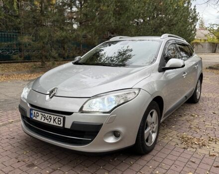 Рено Меган 2011 в Запорожье на Automoto.ua Серый Рено Меган, объемом двигателя 1.5 л и пробегом 251 тыс. км за 6400 $, фото 2 на Automoto.ua