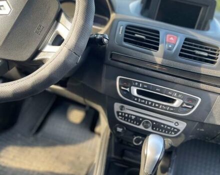 Сірий Рено Меган, об'ємом двигуна 1.46 л та пробігом 339 тис. км за 6400 $, фото 21 на Automoto.ua