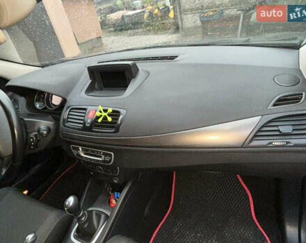 Серый Рено Меган, объемом двигателя 1.46 л и пробегом 320 тыс. км за 7150 $, фото 22 на Automoto.ua