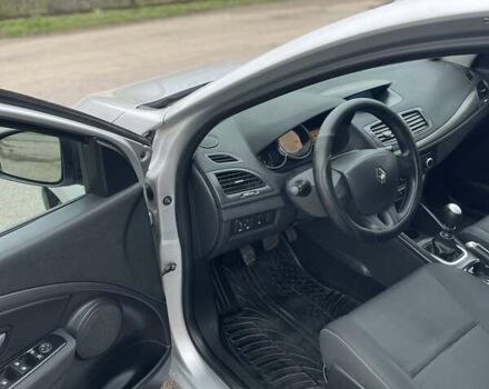 Сірий Рено Меган, об'ємом двигуна 1.46 л та пробігом 268 тис. км за 6400 $, фото 11 на Automoto.ua