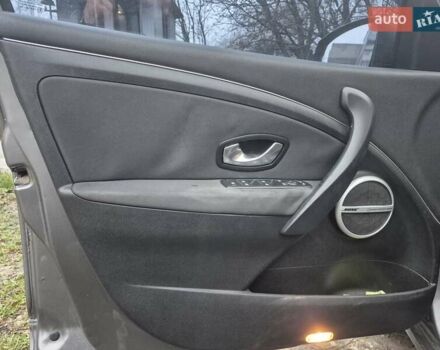 Сірий Рено Меган, об'ємом двигуна 1.4 л та пробігом 383 тис. км за 6000 $, фото 5 на Automoto.ua