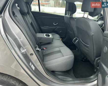 Сірий Рено Меган, об'ємом двигуна 1.5 л та пробігом 199 тис. км за 8250 $, фото 36 на Automoto.ua