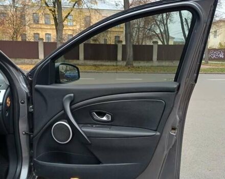 Серый Рено Меган, объемом двигателя 1.5 л и пробегом 285 тыс. км за 7000 $, фото 21 на Automoto.ua