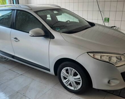 Серый Рено Меган, объемом двигателя 1.5 л и пробегом 179 тыс. км за 7175 $, фото 5 на Automoto.ua