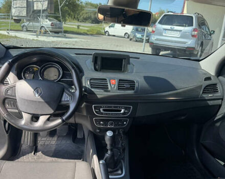 Серый Рено Меган, объемом двигателя 1.46 л и пробегом 230 тыс. км за 7500 $, фото 33 на Automoto.ua