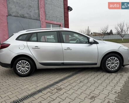 Сірий Рено Меган, об'ємом двигуна 1.6 л та пробігом 182 тис. км за 6699 $, фото 19 на Automoto.ua