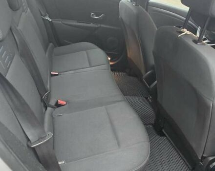 Сірий Рено Меган, об'ємом двигуна 1.6 л та пробігом 240 тис. км за 7000 $, фото 9 на Automoto.ua