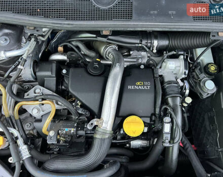 Серый Рено Меган, объемом двигателя 1.46 л и пробегом 220 тыс. км за 7900 $, фото 40 на Automoto.ua