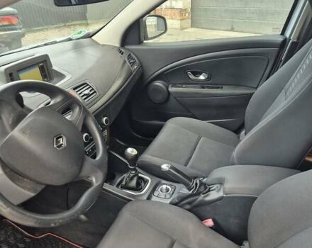 Серый Рено Меган, объемом двигателя 1.5 л и пробегом 228 тыс. км за 6650 $, фото 13 на Automoto.ua