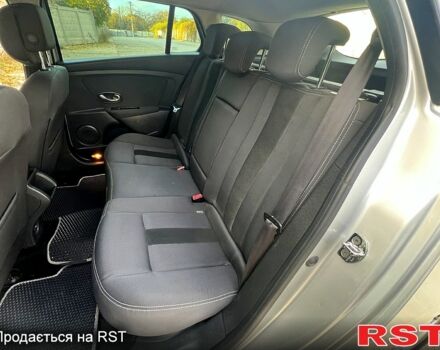 Сірий Рено Меган, об'ємом двигуна 1.5 л та пробігом 274 тис. км за 6300 $, фото 13 на Automoto.ua