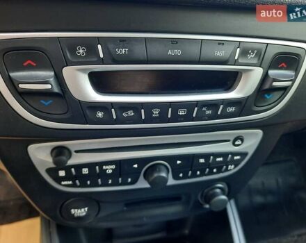 Серый Рено Меган, объемом двигателя 1.6 л и пробегом 194 тыс. км за 8100 $, фото 54 на Automoto.ua