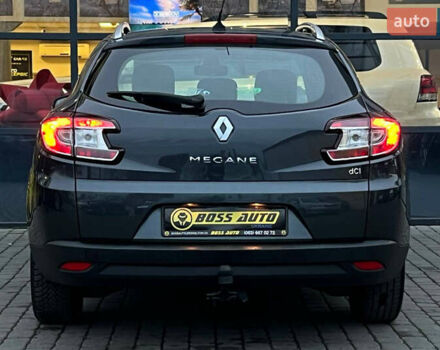 Серый Рено Меган, объемом двигателя 1.5 л и пробегом 234 тыс. км за 7500 $, фото 5 на Automoto.ua