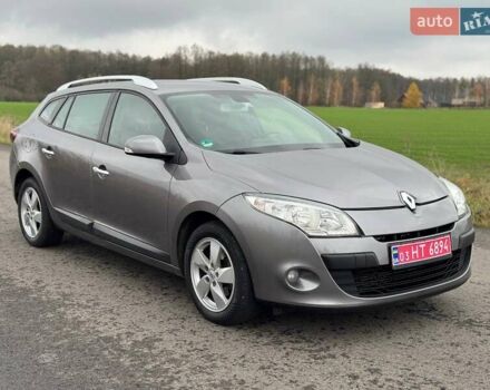 Сірий Рено Меган, об'ємом двигуна 1.46 л та пробігом 270 тис. км за 7800 $, фото 3 на Automoto.ua