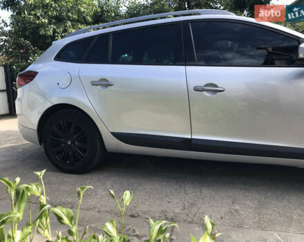 Рено Меган 2011 в Любаре на Automoto.ua Серый Рено Меган, объемом двигателя 1.46 л и пробегом 308 тыс. км за 6800 $, фото 11 на Automoto.ua