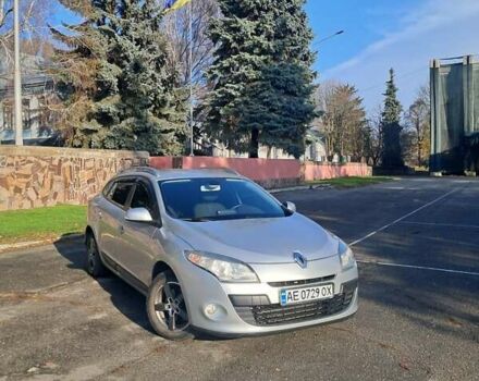 Сірий Рено Меган, об'ємом двигуна 1.5 л та пробігом 223 тис. км за 7300 $, фото 1 на Automoto.ua
