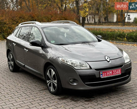 Серый Рено Меган, объемом двигателя 1.5 л и пробегом 146 тыс. км за 8890 $, фото 3 на Automoto.ua