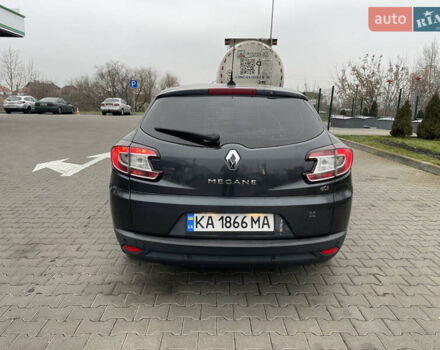 Серый Рено Меган, объемом двигателя 1.46 л и пробегом 350 тыс. км за 5850 $, фото 5 на Automoto.ua