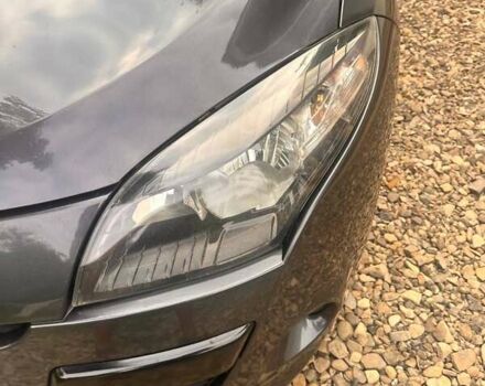 Рено Меган 2011 в Косове на Automoto.ua Серый Рено Меган, объемом двигателя 1.46 л и пробегом 254 тыс. км за 6999 $, фото 25 на Automoto.ua