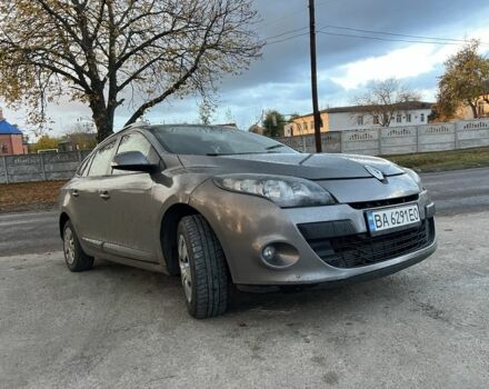 Серый Рено Меган, объемом двигателя 1.5 л и пробегом 200 тыс. км за 5650 $, фото 4 на Automoto.ua