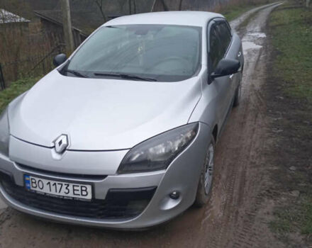 Серый Рено Меган, объемом двигателя 1.5 л и пробегом 228 тыс. км за 6800 $, фото 1 на Automoto.ua