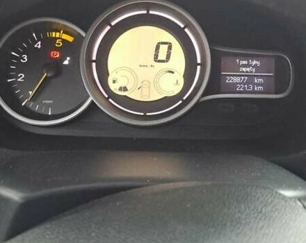 Серый Рено Меган, объемом двигателя 1.46 л и пробегом 236 тыс. км за 6100 $, фото 2 на Automoto.ua