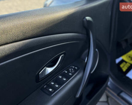 Сірий Рено Меган, об'ємом двигуна 1.46 л та пробігом 208 тис. км за 7800 $, фото 18 на Automoto.ua