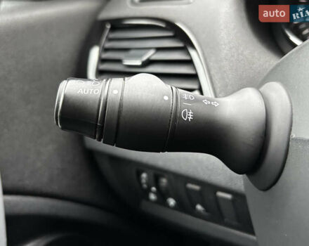 Серый Рено Меган, объемом двигателя 1.5 л и пробегом 146 тыс. км за 8890 $, фото 40 на Automoto.ua