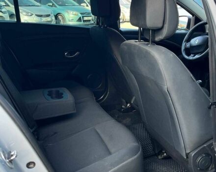 Серый Рено Меган, объемом двигателя 1.9 л и пробегом 265 тыс. км за 5440 $, фото 19 на Automoto.ua