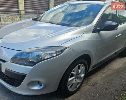 Сірий Рено Меган, об'ємом двигуна 1.5 л та пробігом 200 тис. км за 6950 $, фото 2 на Automoto.ua