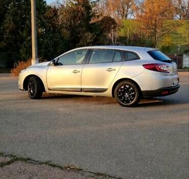 Сірий Рено Меган, об'ємом двигуна 1.5 л та пробігом 288 тис. км за 7100 $, фото 5 на Automoto.ua