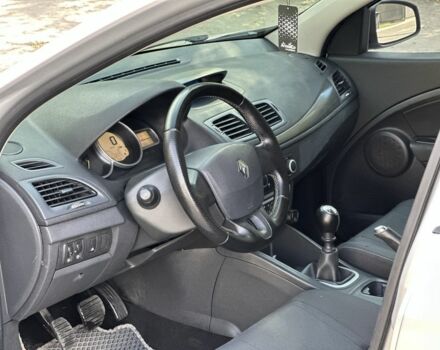 Сірий Рено Меган, об'ємом двигуна 1.5 л та пробігом 280 тис. км за 6800 $, фото 6 на Automoto.ua