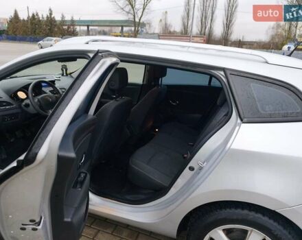 Серый Рено Меган, объемом двигателя 1.5 л и пробегом 249 тыс. км за 6750 $, фото 26 на Automoto.ua