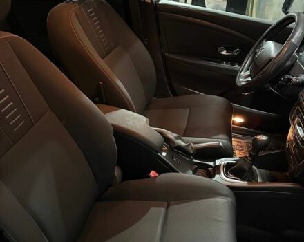 Рено Меган 2011 в Лозовой на Automoto.ua Серый Рено Меган, объемом двигателя 0 л и пробегом 277 тыс. км за 5500 $, фото 11 на Automoto.ua