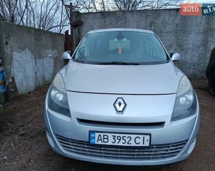 Серый Рено Меган, объемом двигателя 1.46 л и пробегом 290 тыс. км за 5900 $, фото 2 на Automoto.ua