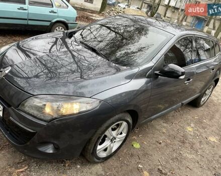 Серый Рено Меган, объемом двигателя 1.46 л и пробегом 241 тыс. км за 7500 $, фото 8 на Automoto.ua