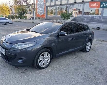 Сірий Рено Меган, об'ємом двигуна 1.46 л та пробігом 334 тис. км за 7600 $, фото 5 на Automoto.ua