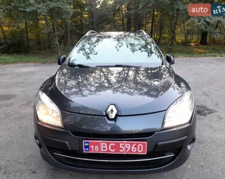 Серый Рено Меган, объемом двигателя 1.4 л и пробегом 254 тыс. км за 6800 $, фото 1 на Automoto.ua