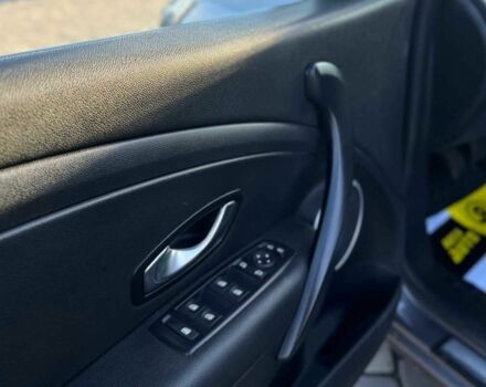 Серый Рено Меган, объемом двигателя 1.5 л и пробегом 208 тыс. км за 7800 $, фото 18 на Automoto.ua