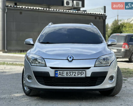 Сірий Рено Меган, об'ємом двигуна 1.46 л та пробігом 280 тис. км за 6800 $, фото 2 на Automoto.ua