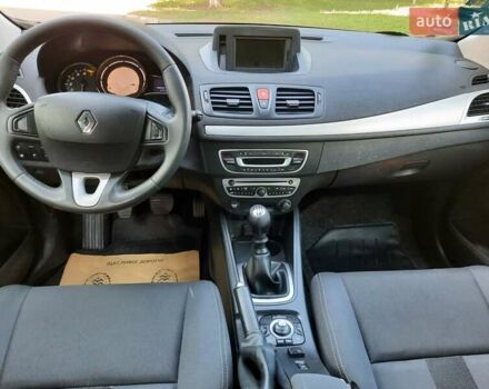 Серый Рено Меган, объемом двигателя 1.6 л и пробегом 194 тыс. км за 8100 $, фото 65 на Automoto.ua