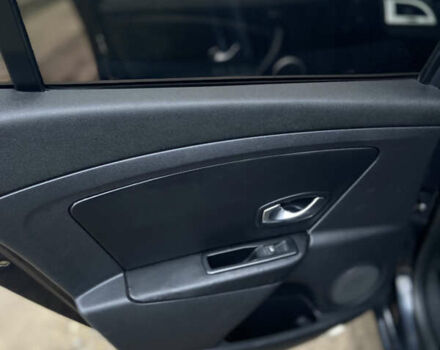 Сірий Рено Меган, об'ємом двигуна 1.46 л та пробігом 260 тис. км за 5600 $, фото 11 на Automoto.ua