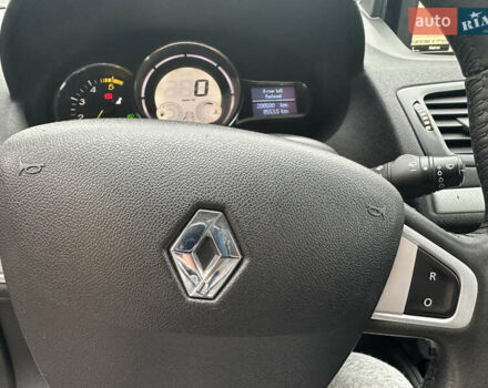 Сірий Рено Меган, об'ємом двигуна 1.87 л та пробігом 200 тис. км за 7700 $, фото 44 на Automoto.ua