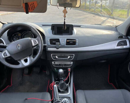 Серый Рено Меган, объемом двигателя 1.46 л и пробегом 203 тыс. км за 7400 $, фото 24 на Automoto.ua