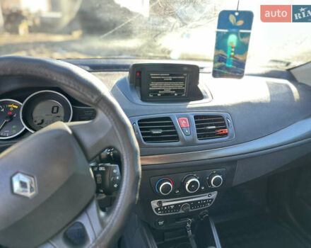 Серый Рено Меган, объемом двигателя 1.46 л и пробегом 203 тыс. км за 6700 $, фото 11 на Automoto.ua