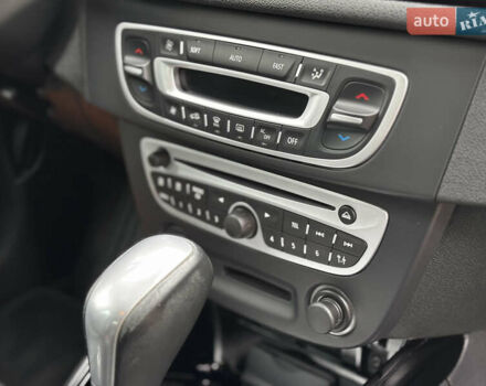 Серый Рено Меган, объемом двигателя 1.5 л и пробегом 146 тыс. км за 8890 $, фото 32 на Automoto.ua